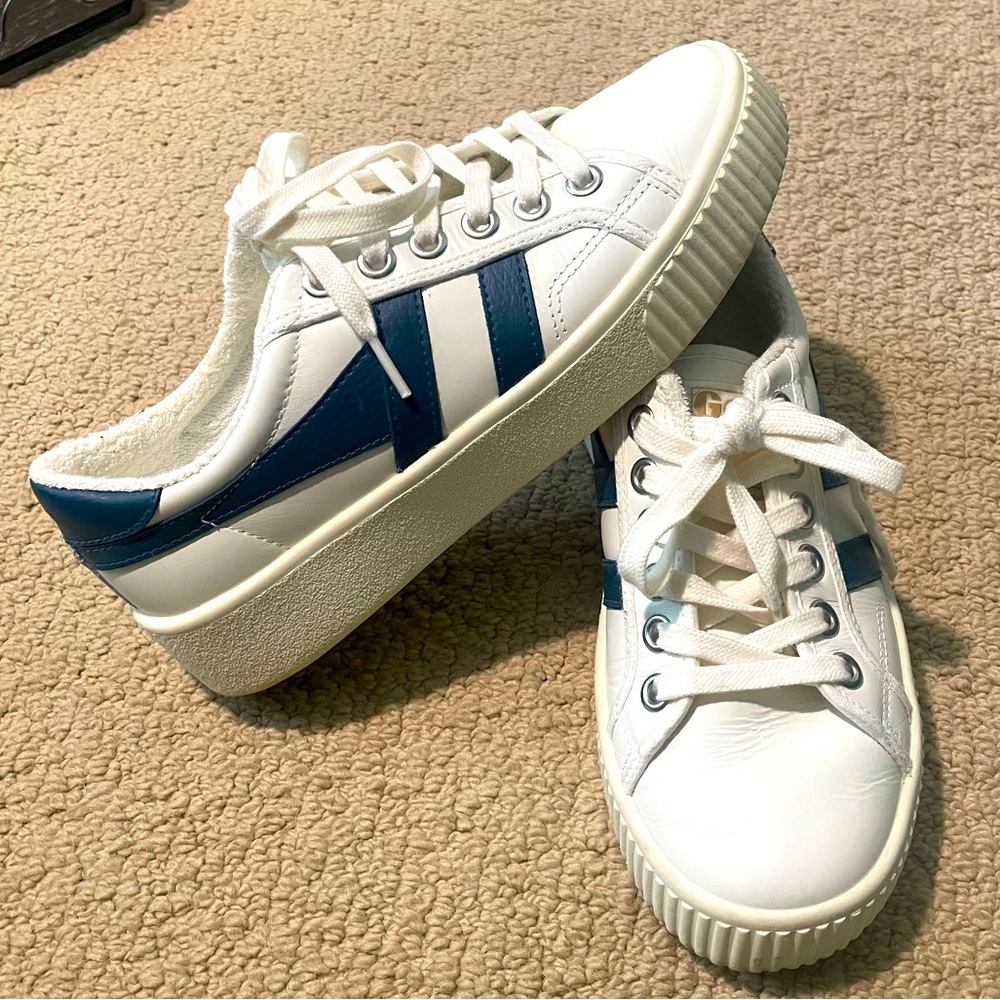 Gola Sneakers